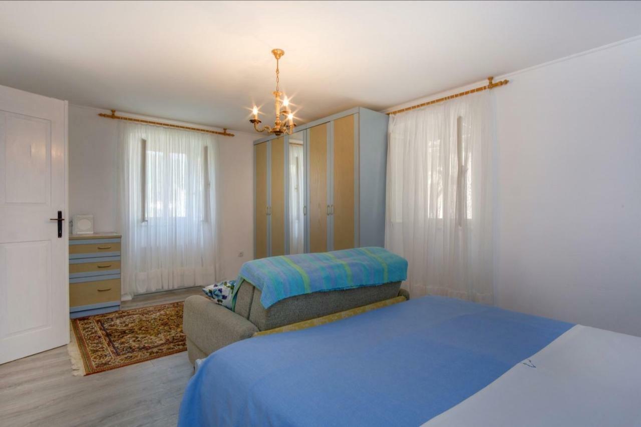 Apartments Ivna ヴェリ・ロシニュ エクステリア 写真
